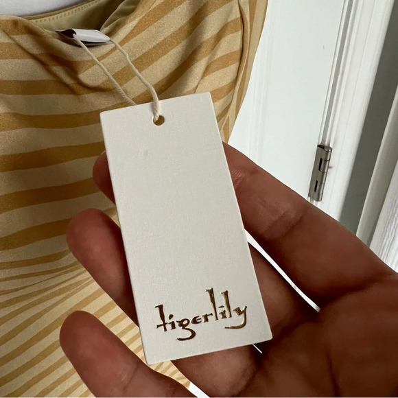 tigerlily verena sloane one piece swimsuit size L - Picture 10 of 15